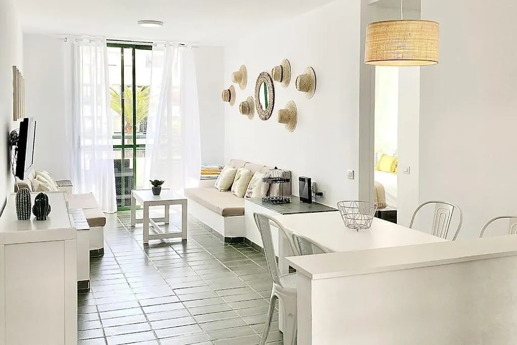 2The Best Location - Las Americas & Parking Playa de las Americas  Apartment